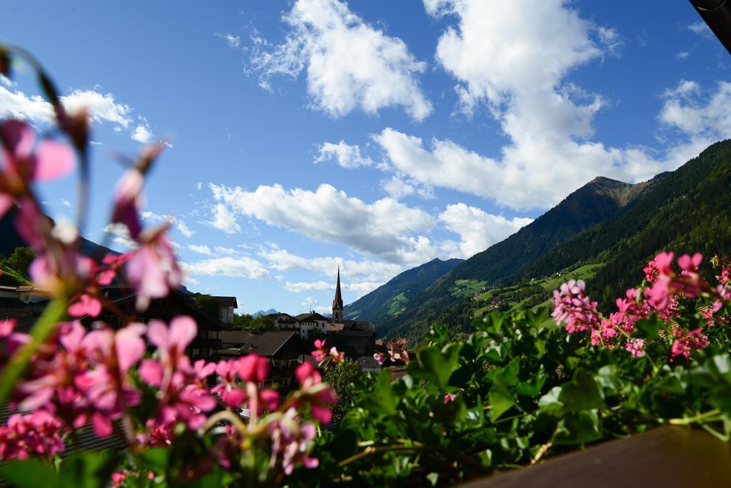 Pension Felseneck Hotel San Leonardo in Passiria